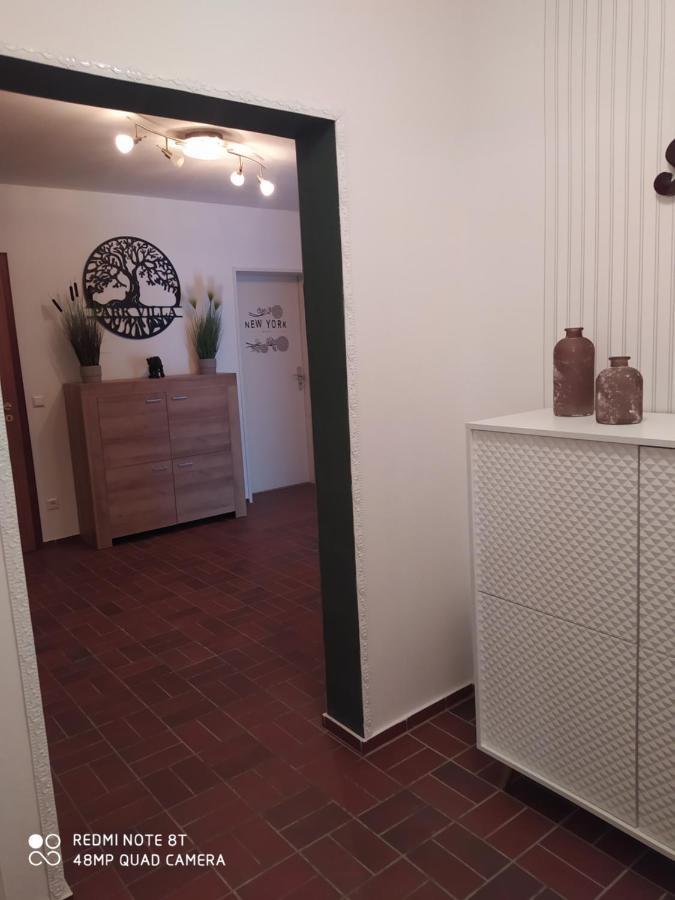 Park Villa Ferienwohnung Mit Pool Und 3 Schlafzimmer ユルツェン エクステリア 写真